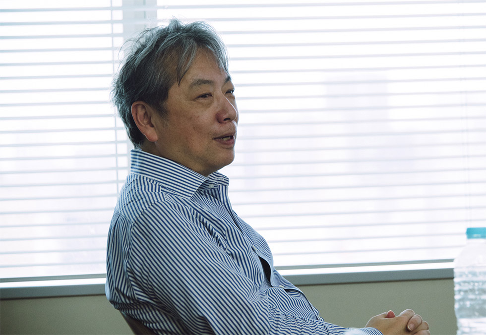 及川直彦氏