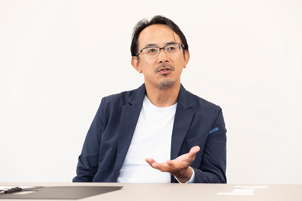 「お金の価値も認めた上で、『でも、お金さえあれば幸福なわけじゃない』と主張しているのです」 「お金の価値も認めた上で、『でも、お金さえあれば幸福なわけじゃない』と主張しているのです」