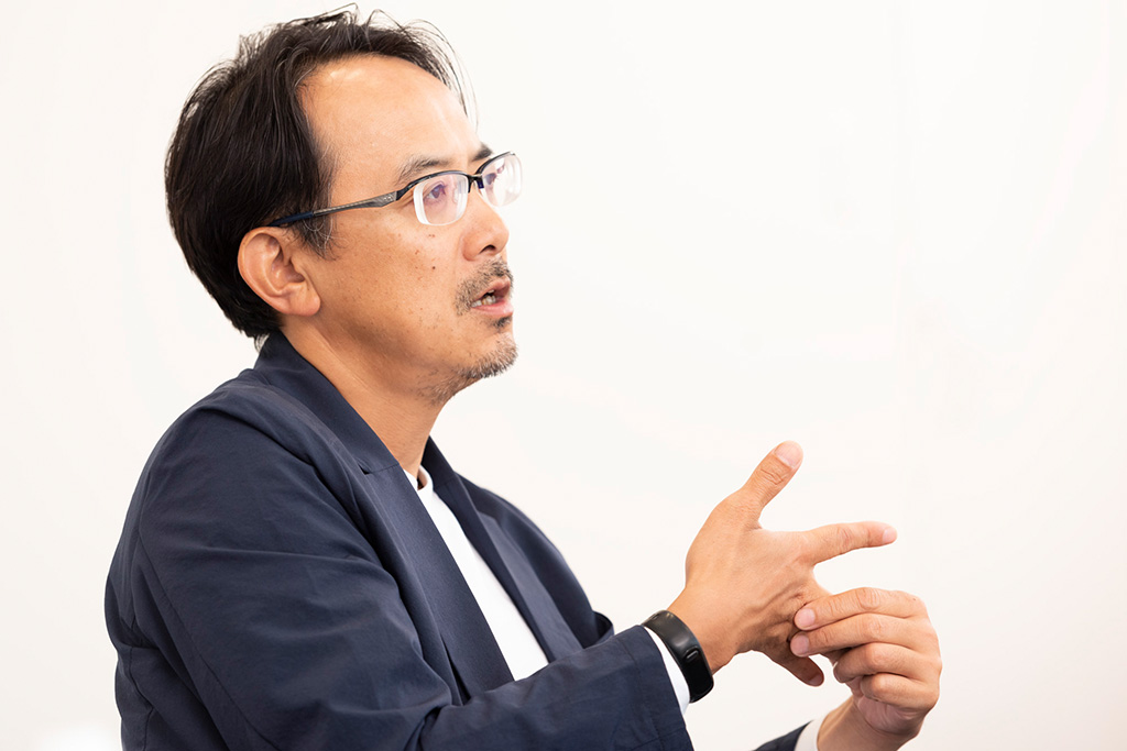 「読めば読むほど『よくこの人たちは逃げ出さなかったな』と感心し、『自分だったら逃げ出していたかもしれないな』とも思います」 「読めば読むほど『よくこの人たちは逃げ出さなかったな』と感心し、『自分だったら逃げ出していたかもしれないな』とも思います」