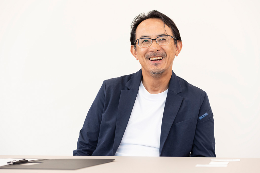 「好奇心の赴くままに本を読みます」