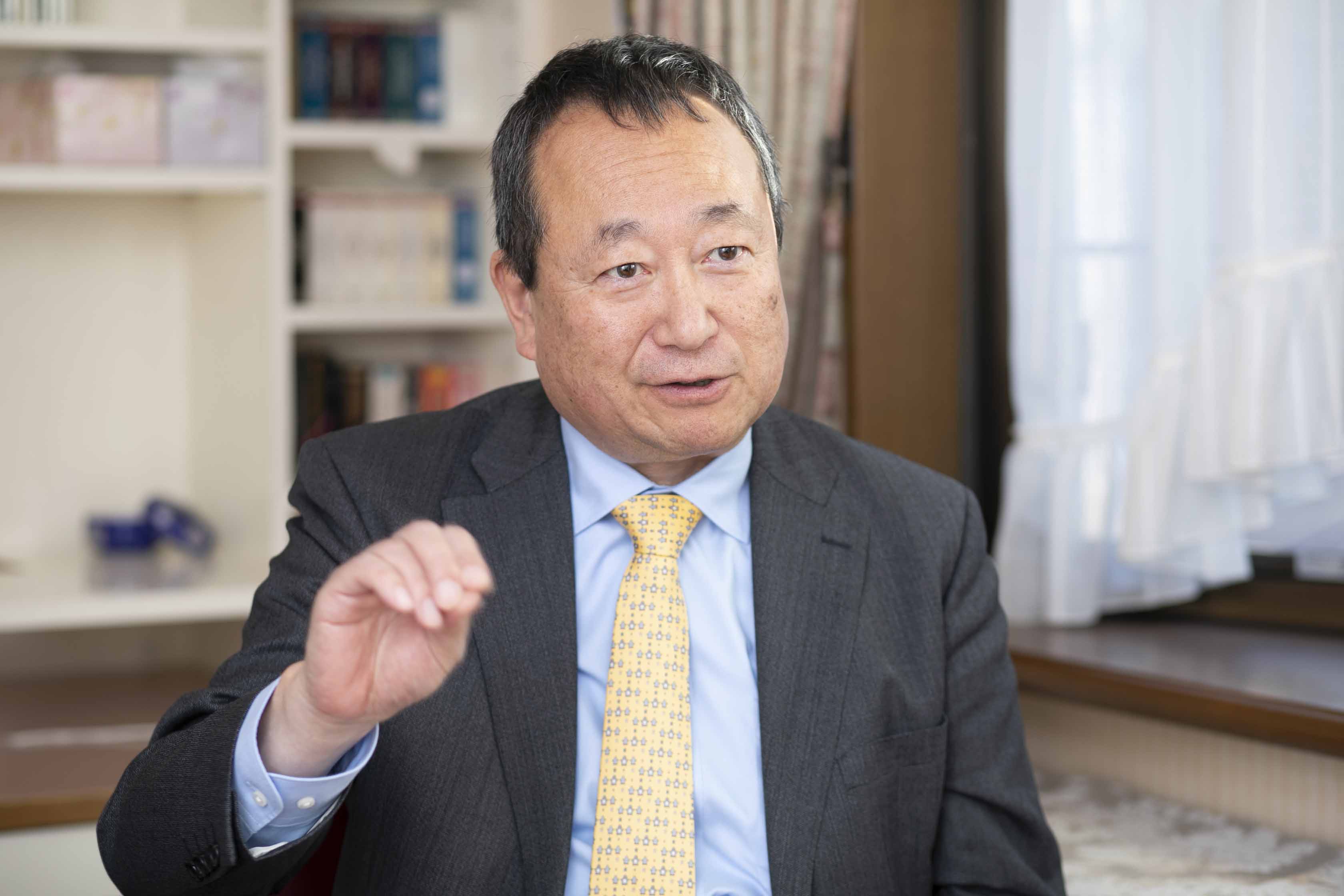 「フランスに入ると、国家の存在を意識させられます」と話す宮嶋勲さん