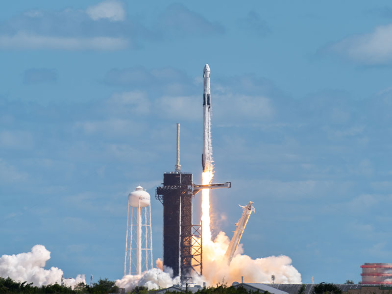 スペースX流のアジャイル開発　開発コストは「お客様にお支払いいただく」