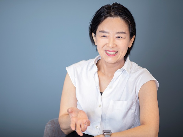 「ときには父に『まじめに努力しているのに、どうしてうまくいかないのか』と率直な疑問をぶつけたことも」と話す芦澤さん 「ときには父に『まじめに努力しているのに、どうしてうまくいかないのか』と率直な疑問をぶつけたことも」と話す芦澤さん