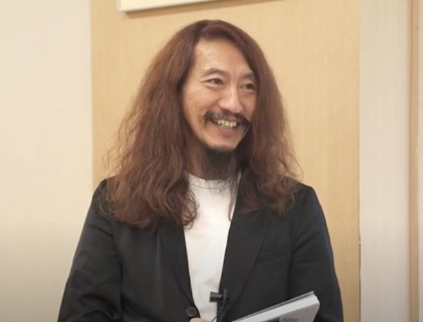 「退職する5、6年前から『僕の仕事に所属っていらないな』と感じ始めていたんです」(澤)