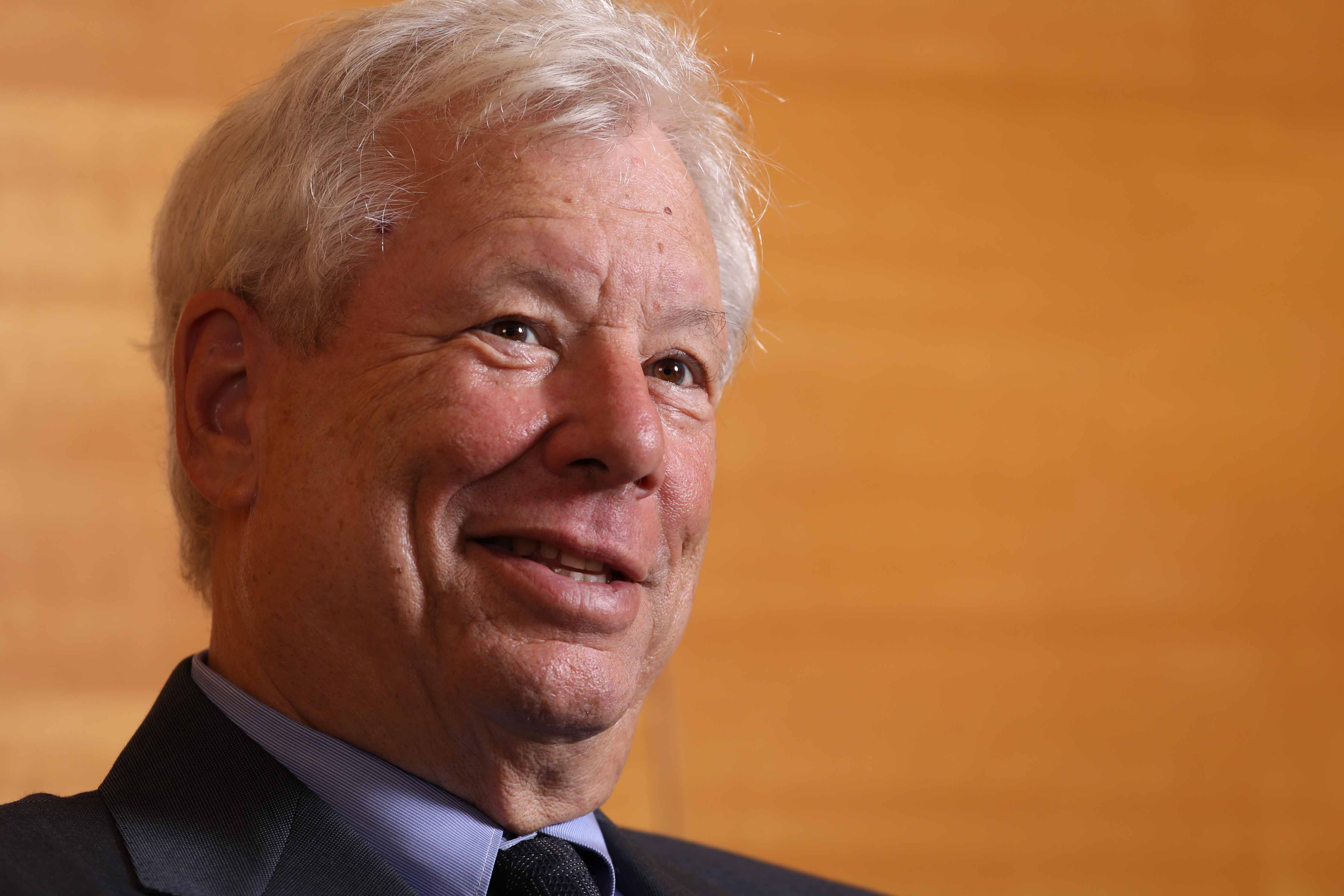 セイラー教授 行動経済学の「ナッジ」は善意に基づくべき | 日経BOOKプラス