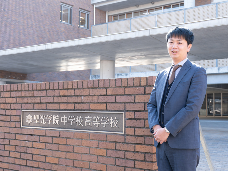 聖光学院・野谷教諭「言葉の力、文学の力をかみしめる本」