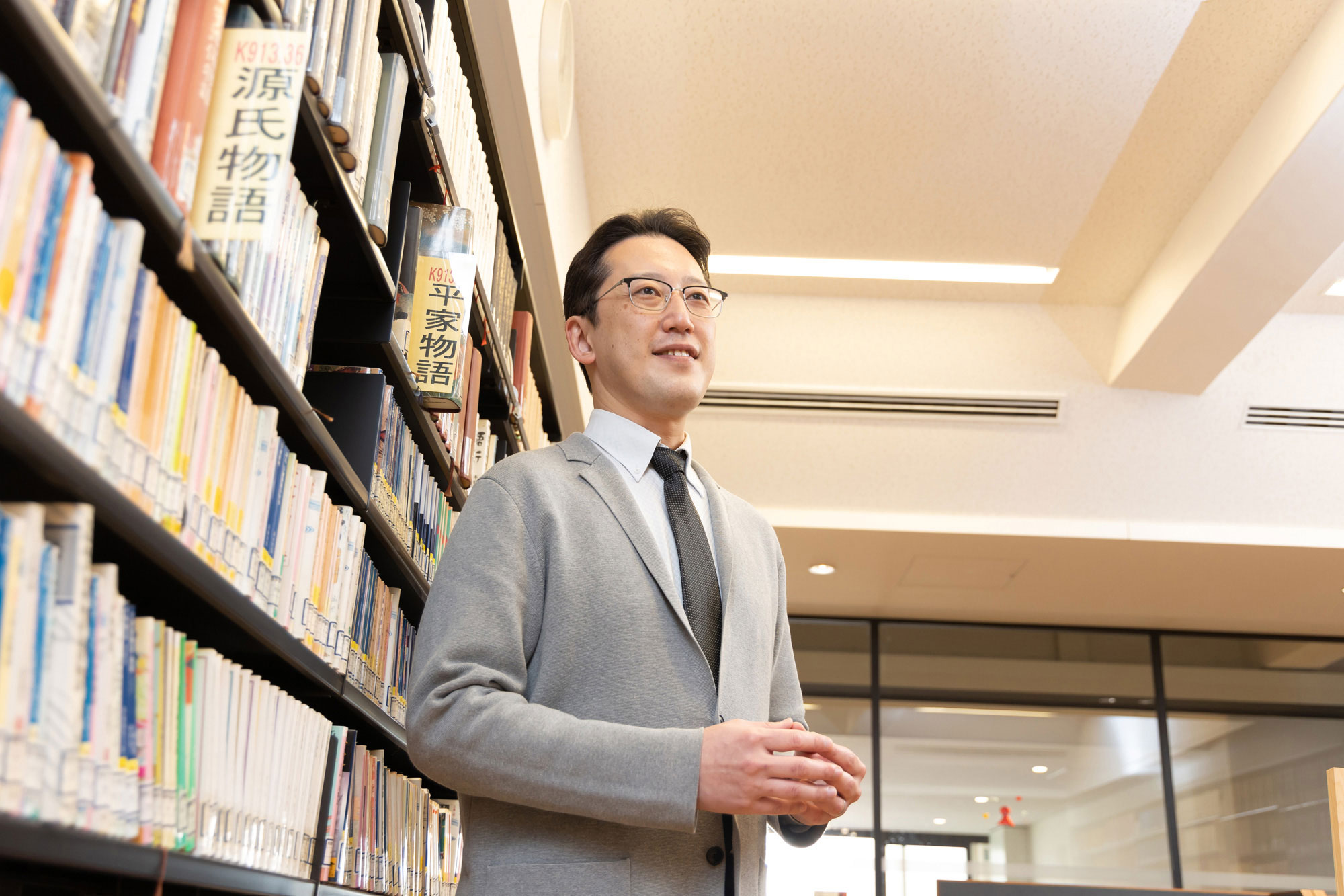 「議論の中で生徒たちは、言外のこと、書き手があえて言葉で表現しなかったことは何なのかに思いをはせることになります。この書き手の視点に立つということこそが、『鞄』の読解を通してやってもらいたいことです」