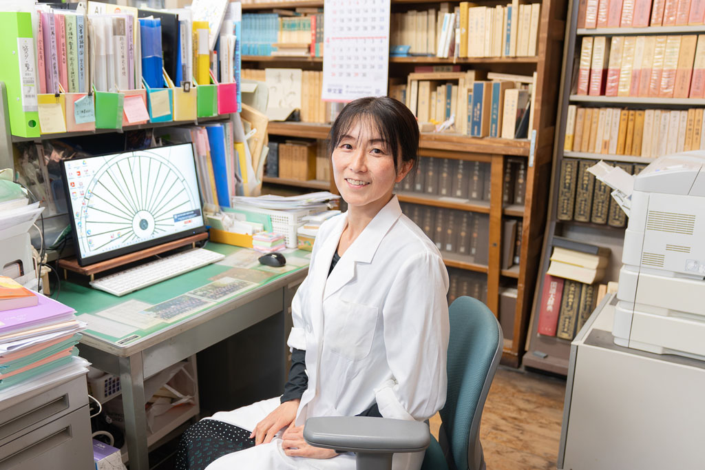 「問いを立て、考え、言葉にする力は、高校生のうちだけでなく、卒業して社会に出てからも必ず役に立ちます。自分の意見を持ち、人と対話するための土台を育ててほしいと思っています」