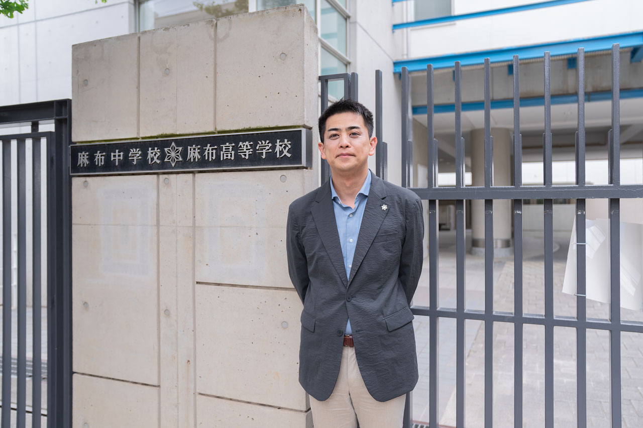 「衣服や食事を入り口に、生徒たちがまだ出合っていない世界へ橋を架けたい。家庭科は、生活を通して人間と社会を考える教科だと思っています」