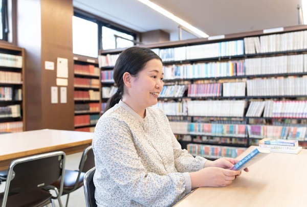 「私自身、新任教師だった頃とは明らかに違う自分になれた。『人は変われる』というアドラーの考え方に支えられた部分もあったと思っています」