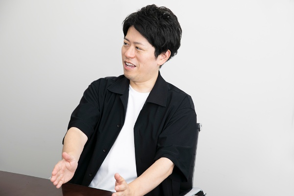 内藤さんにとって山口ゼミは一つの原点だという。文章力を鍛えてもらい、最初の「プロダクト」で叱られた