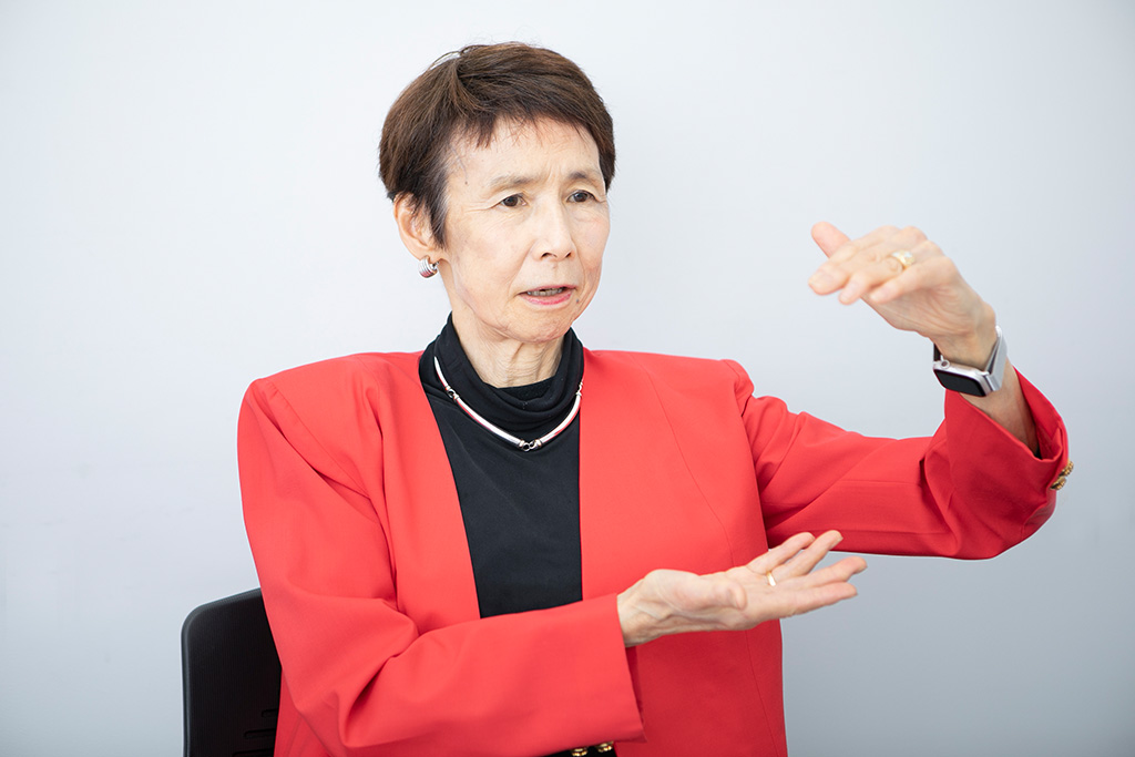 「『自分はどうするのか』という決断まで書き出してしまえば、モヤモヤは『過去のこと』となる」と話す石倉さん 「『自分はどうするのか』という決断まで書き出してしまえば、モヤモヤは『過去のこと』となる」と話す石倉さん