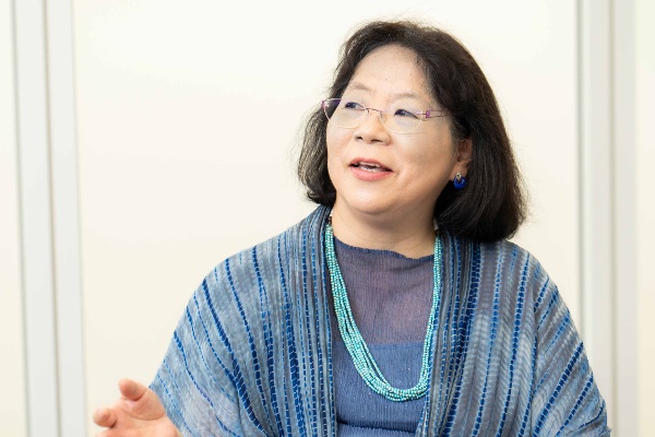 「人は、自分の興味のある情報しか受け取ろうとしない」と語る今井氏