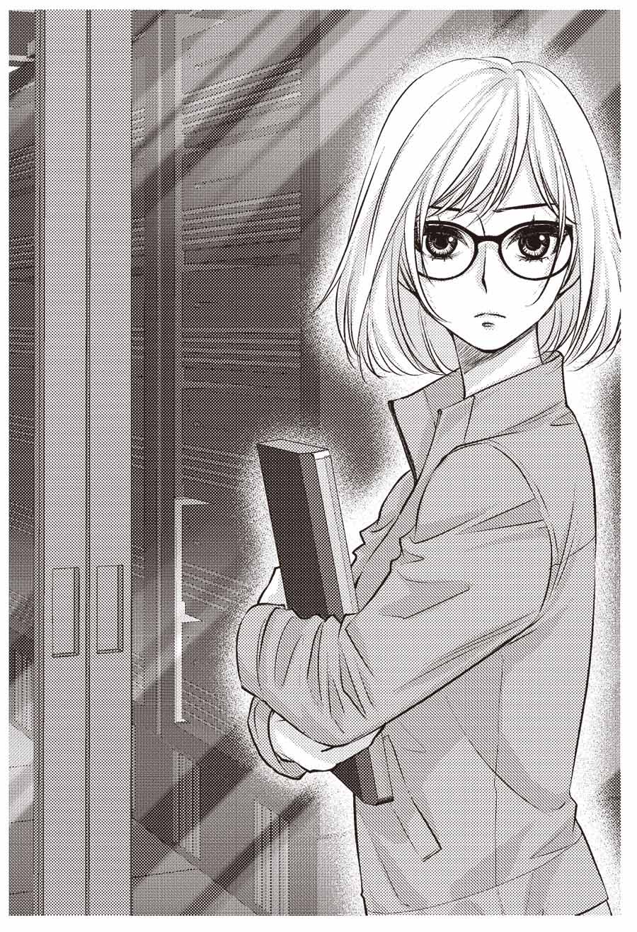 サーバー室の入り口には作業服を羽織った女性が立っていた。「運用保守会社の春村と申します。私もお手伝いさせてもらいます」（イラスト：冬乃郁也）