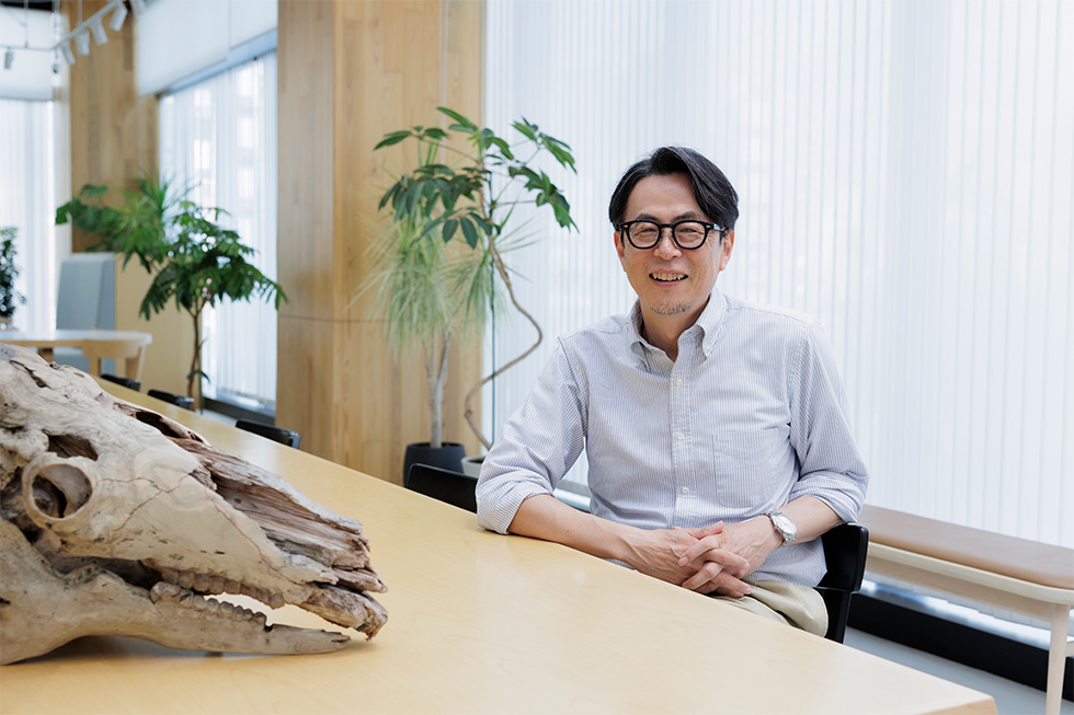 理念体系は常にアップデートし続けるものだと語る青木氏（写真／古立康三）