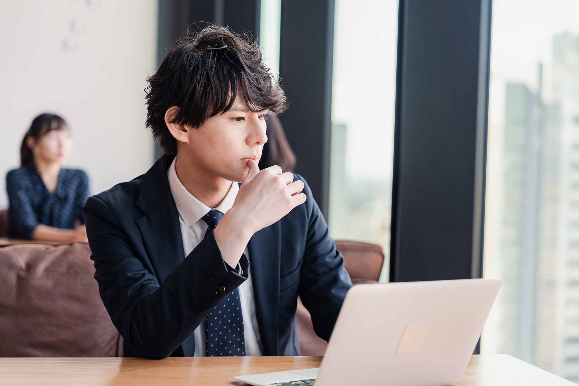 会社への不満を感じ「静かな退職」を選択するという現象が世界的なトレンドになっているというが…（写真：maroke／stock.adobe.com）