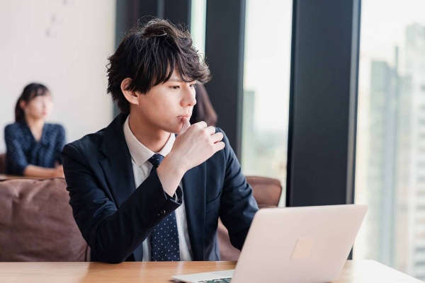 会社への不満を感じ「静かな退職」を選択するという現象が世界的なトレンドになっているというが…(写真:maroke/stock.adobe.com)