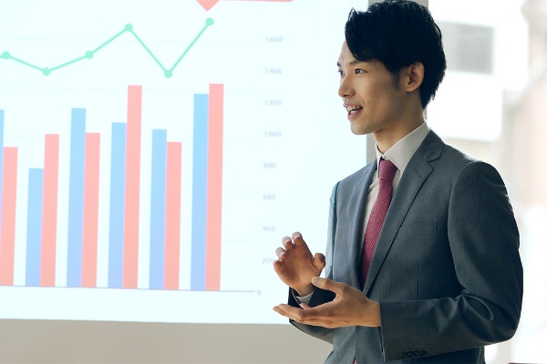 時系列データのサイズが分かればだまされない(写真/shutterstock) 時系列データのサイズが分かればだまされない(写真/shutterstock)