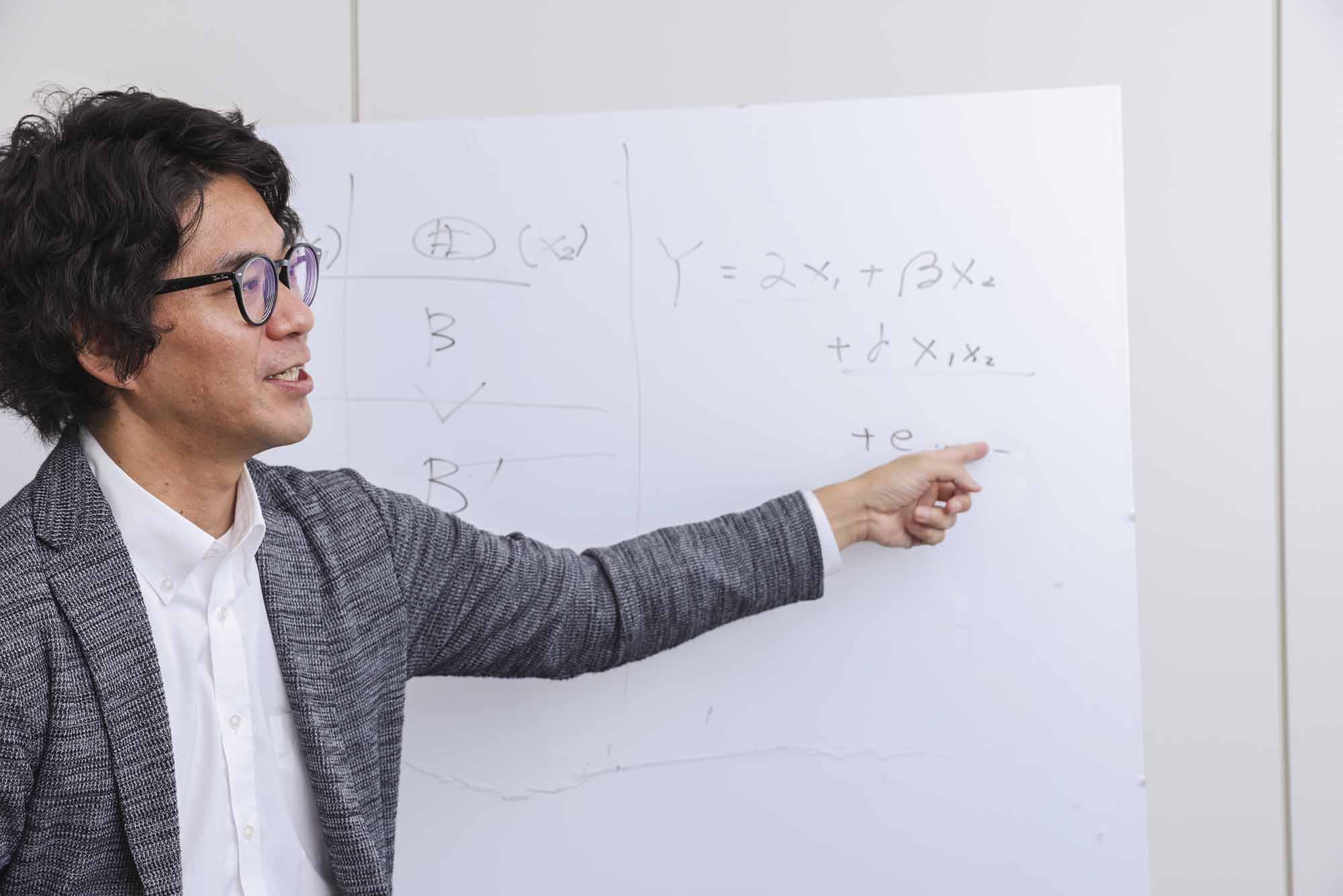 山本大平 “嫌な仕事”が思いもよらぬ「交互作用」を生む 日経BOOKプラス