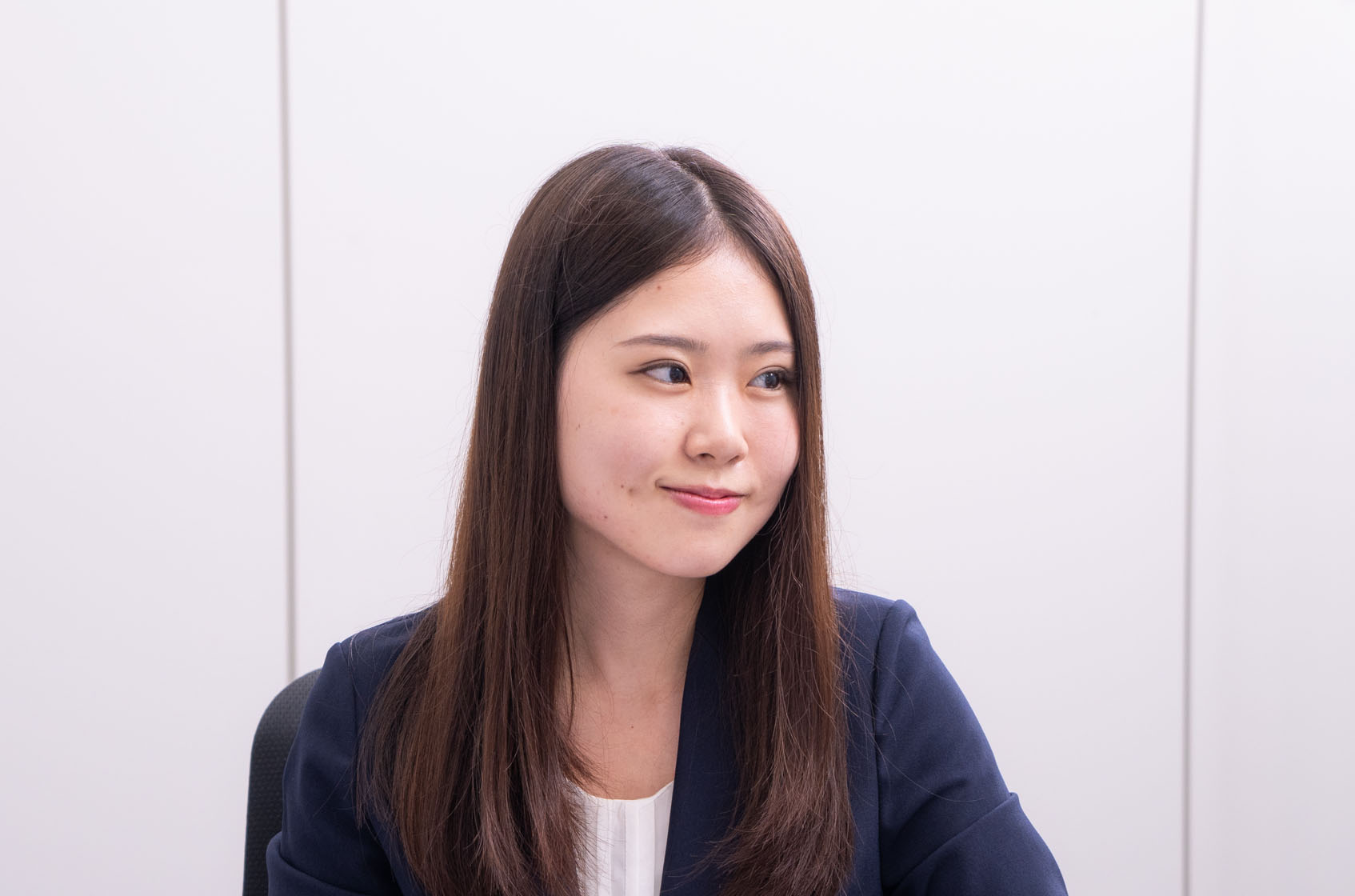 原田寧々(はらだ・ねね)日経Gooday & 日経ビジネス記者/大学では栄養学を専攻し、管理栄養士の資格を持つ。2023年に日経BPへ入社。日経Goodayでは健康に関する記事を、日経ビジネスでは遊軍に所属して幅広いジャンルの記事を手掛ける。興味のあることにはなんでも飛び込む。最近、プライベートでは体当たりで沢登りに初挑戦し、溺れかけたがなんとか生還を果たした。仕事、プライベートともに次は何に挑戦してみようか考え中(写真:尾関祐治)