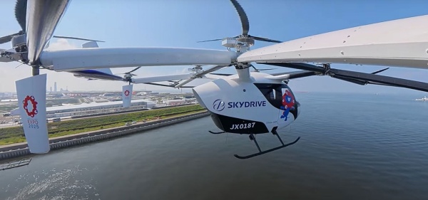 機体搭載カメラの映像