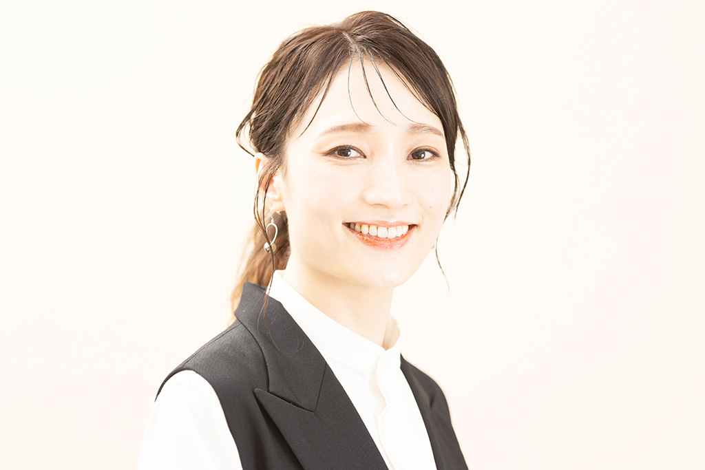 「マハさんの本で画家が自分の人生の中で絵を生み出していることを知り、ますます絵画に興味が湧きました」