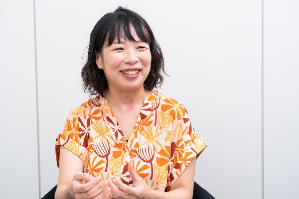 山根承子(やまね・しょうこ)行動経済学者/株式会社パパラカ研究所代表取締役社長。博士(経済学)。専門は行動経済学。大学教員を経て、企業や自治体に行動経済学のコンサルティングを行う法人を設立。行動経済学会常任理事、一般社団法人投資信託協会理事。著書に『努力は仕組み化できる』(日経BP)、『今日から使える行動経済学』(共著、ナツメ社)、『行動経済学入門』(共著、東洋経済新報社)など。 山根承子(やまね・しょうこ)行動経済学者/株式会社パパラカ研究所代表取締役社長。博士(経済学)。専門は行動経済学。大学教員を経て、企業や自治体に行動経済学のコンサルティングを行う法人を設立。行動経済学会常任理事、一般社団法人投資信託協会理事。著書に『努力は仕組み化できる』(日経BP)、『今日から使える行動経済学』(共著、ナツメ社)、『行動経済学入門』(共著、東洋経済新報社)など。