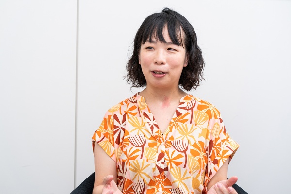 山根承子(やまね・しょうこ)行動経済学者/株式会社パパラカ研究所代表取締役社長。博士(経済学)。専門は行動経済学。大学教員を経て、企業や自治体に行動経済学のコンサルティングを行う法人を設立。行動経済学会常任理事、一般社団法人投資信託協会理事。著書に『努力は仕組み化できる』(日経BP)、『今日から使える行動経済学』(共著、ナツメ社)、『行動経済学入門』(共著、東洋経済新報社)など。 山根承子(やまね・しょうこ)行動経済学者/株式会社パパラカ研究所代表取締役社長。博士(経済学)。専門は行動経済学。大学教員を経て、企業や自治体に行動経済学のコンサルティングを行う法人を設立。行動経済学会常任理事、一般社団法人投資信託協会理事。著書に『努力は仕組み化できる』(日経BP)、『今日から使える行動経済学』(共著、ナツメ社)、『行動経済学入門』(共著、東洋経済新報社)など。