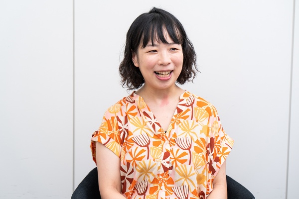 山根承子(やまね・しょうこ)行動経済学者/株式会社パパラカ研究所代表取締役社長。博士(経済学)。専門は行動経済学。大学教員を経て、企業や自治体に行動経済学のコンサルティングを行う法人を設立。行動経済学会常任理事、一般社団法人投資信託協会理事。著書に『努力は仕組み化できる』(日経BP)、『今日から使える行動経済学』(共著、ナツメ社)、『行動経済学入門』(共著、東洋経済新報社)など。 山根承子(やまね・しょうこ)行動経済学者/株式会社パパラカ研究所代表取締役社長。博士(経済学)。専門は行動経済学。大学教員を経て、企業や自治体に行動経済学のコンサルティングを行う法人を設立。行動経済学会常任理事、一般社団法人投資信託協会理事。著書に『努力は仕組み化できる』(日経BP)、『今日から使える行動経済学』(共著、ナツメ社)、『行動経済学入門』(共著、東洋経済新報社)など。
