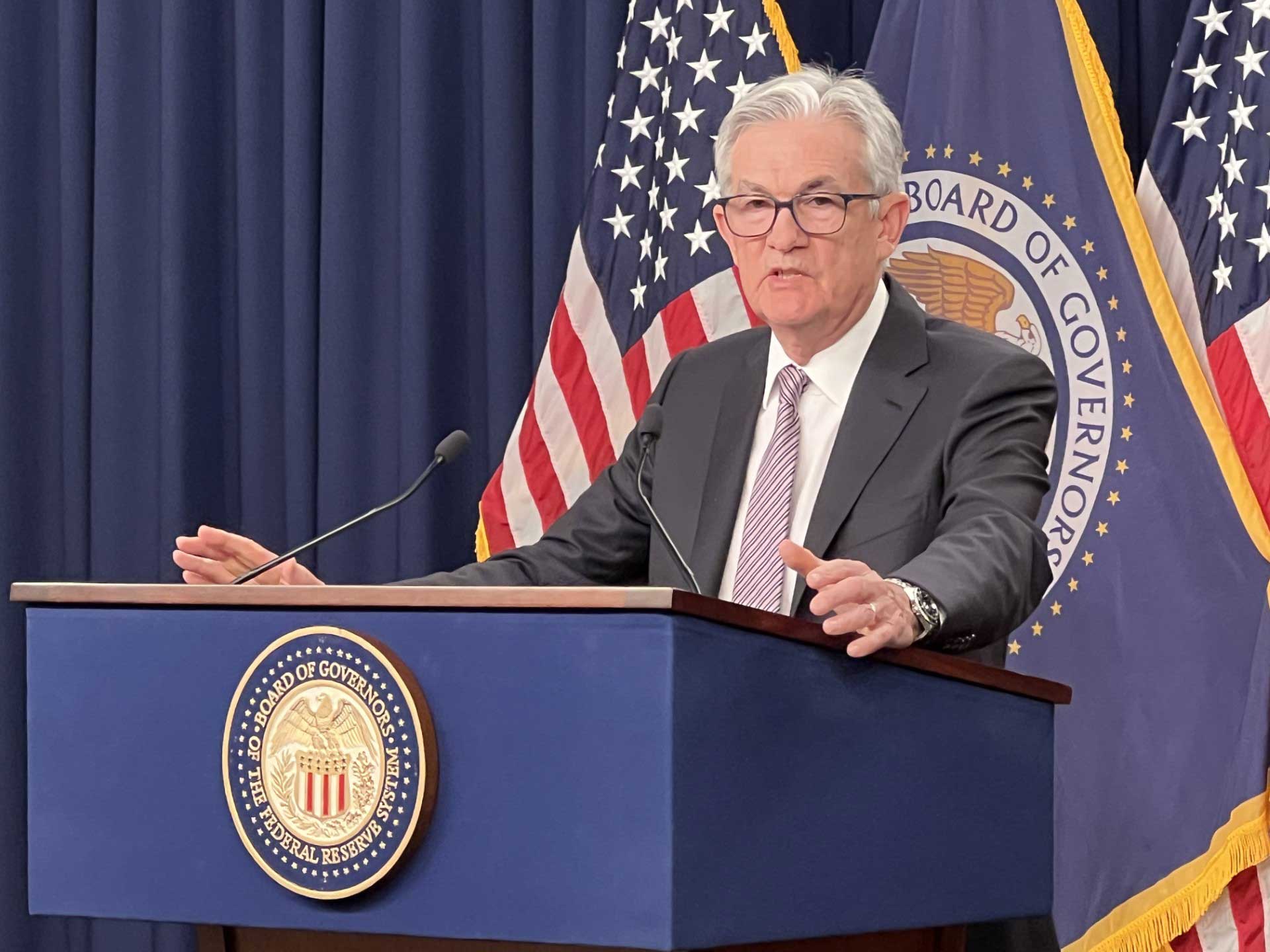 FRB、歴史的スピードの利上げ パウエル議長発言の真意は？ | 日経BOOKプラス