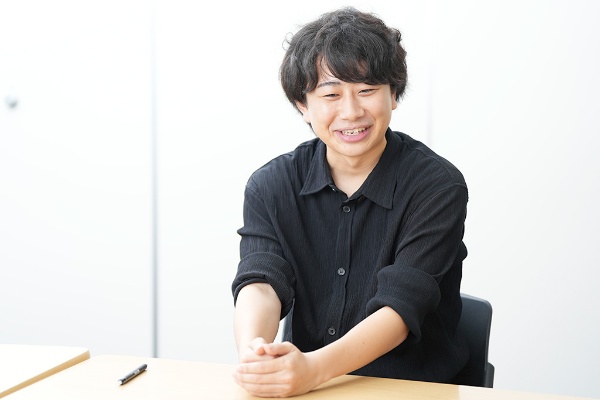 週末はイベントやフェスに足を運んで楽しんでいますと語るCさん 週末はイベントやフェスに足を運んで楽しんでいますと語るCさん