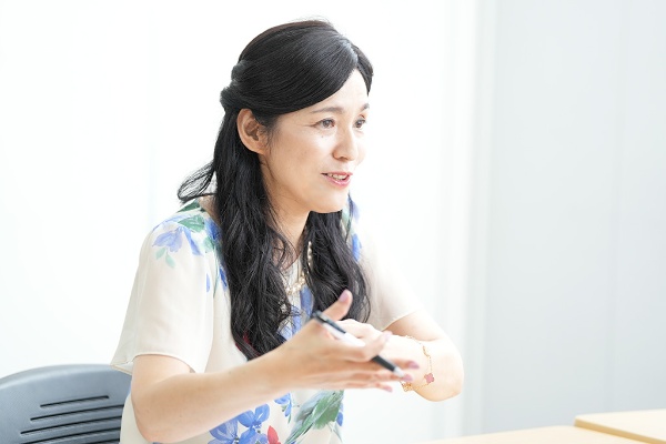 SNS疲れをしているのでは、とZ世代参加者に聞く世代・トレンド評論家牛窪恵さん SNS疲れをしているのでは、とZ世代参加者に聞く世代・トレンド評論家牛窪恵さん