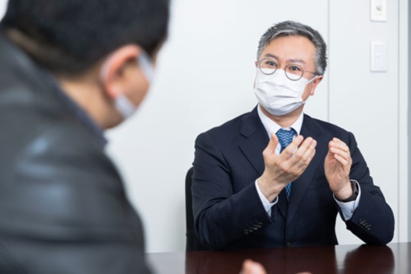 (写真:吉成大輔)