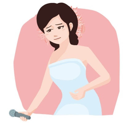 三浦友和との結婚を機に、人気絶頂の21歳で芸能界から完全に引退し、家庭に入った。その潔さが人々を驚かせた 三浦友和との結婚を機に、人気絶頂の21歳で芸能界から完全に引退し、家庭に入った。その潔さが人々を驚かせた