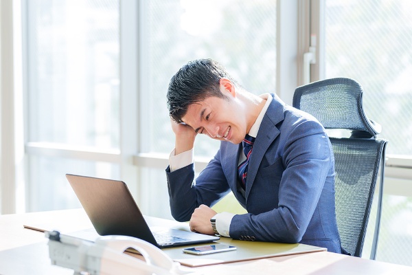 「困った作戦」も効果がある(写真:taka/stock.adobe.com) 「困った作戦」も効果がある(写真:taka/stock.adobe.com)