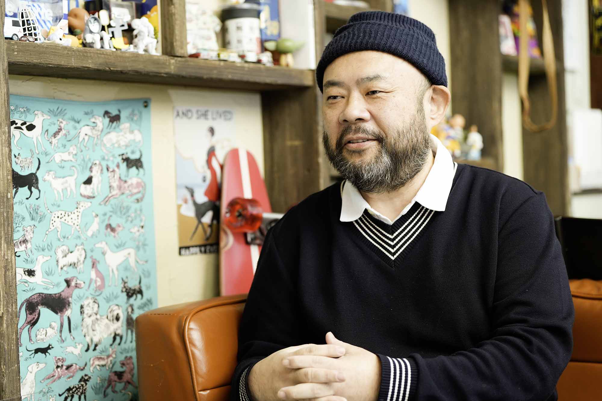 ハダカデバネズミについて質問をする孫泰蔵さん ハダカデバネズミについて質問をする孫泰蔵さん