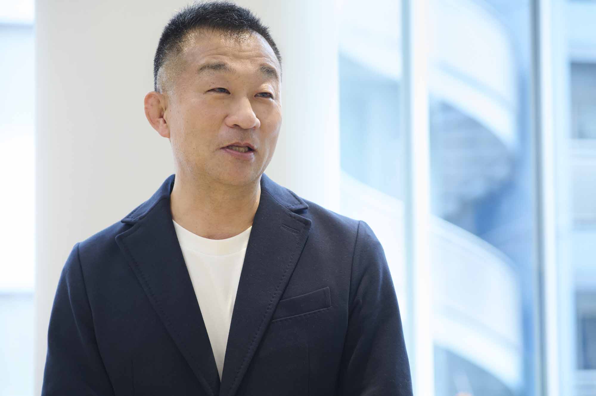 田中安人（たなか・やすひと）氏　グリッドCEO、吉野家CMO（最高マーケティング責任者）、近年はスタートアップ支援、IPOサポートも手がける。1989年大学卒業後、八百半デパート（後にヤオハンジャパンに社名変更）に入社。広告制作会社を経て、2002年に広告代理店を起業。2010年マーケティング関連のコンサルティングを手がけるグリッドを設立。2017年吉野家CMOに就任。