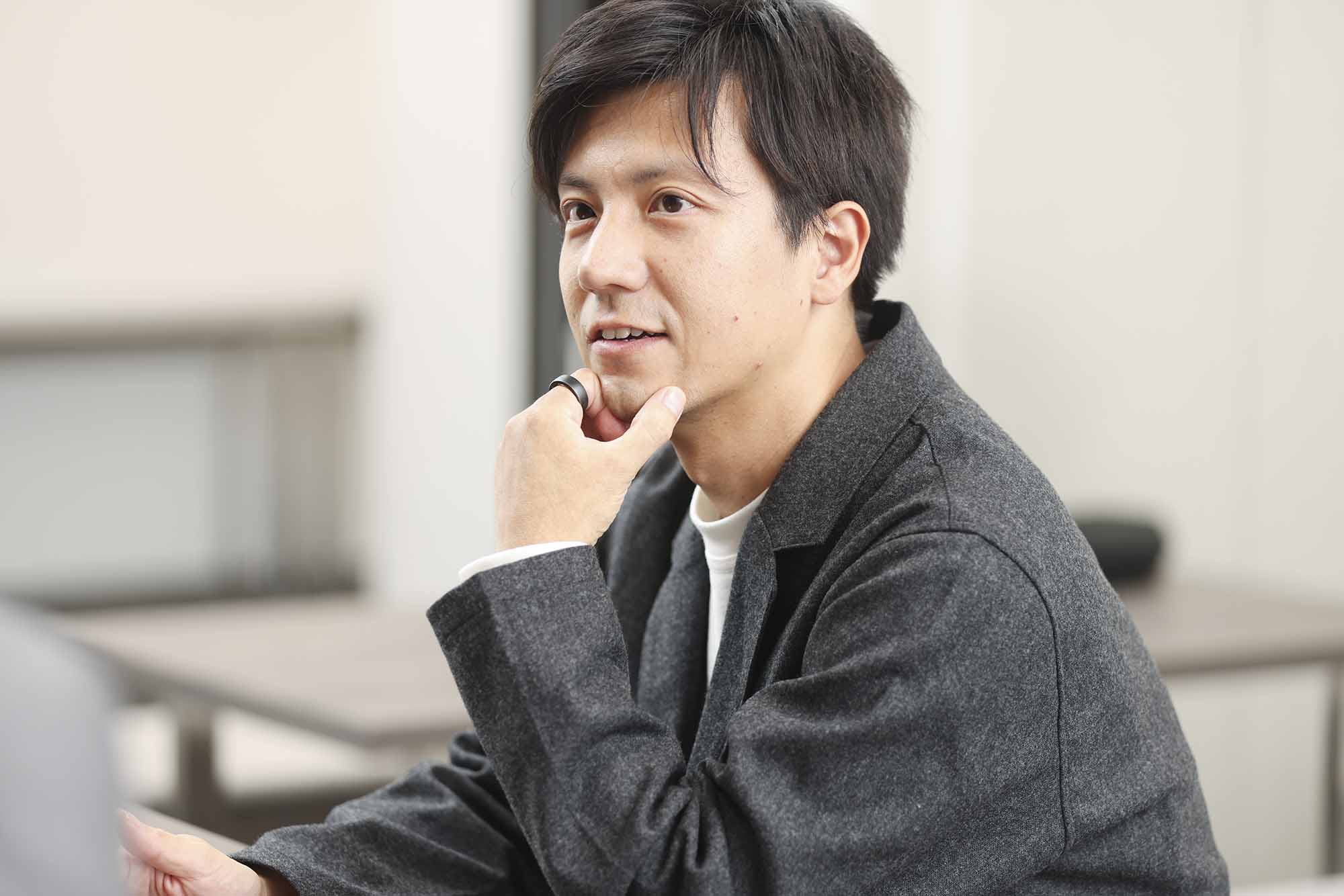 コテンラジオ・深井龍之介氏「『当たり前』を覆す妄想力が歴史を動かす」 日経BOOKプラス