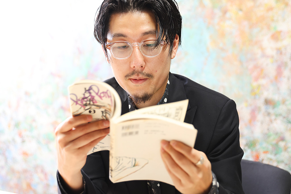 「つい先日も、新幹線に持ち込んで読みました」 「つい先日も、新幹線に持ち込んで読みました」