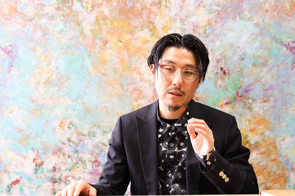 「読めば読むほど、歌舞伎町という街は、非常に寛容なんですよ」