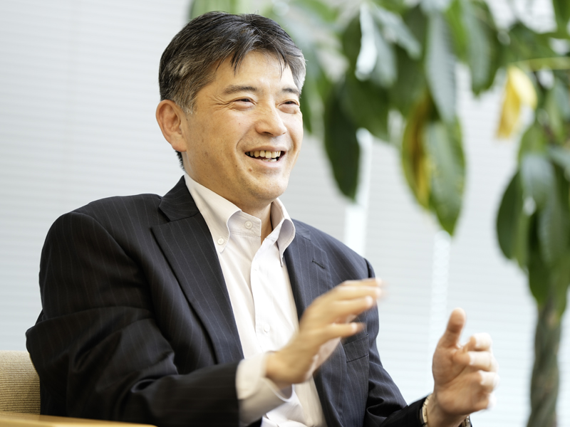 三菱UFJニコス・角田典彦社長「本との出会いも一期一会」