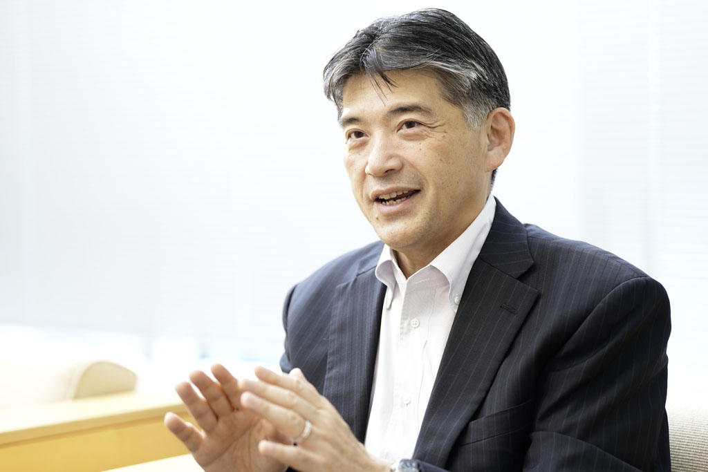 角田典彦（すみた　のりひこ）　三菱UFJニコス社長