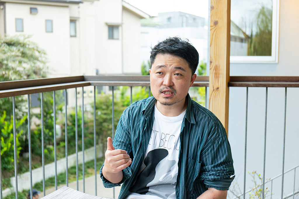「書店に対する一律の支援は、むしろ弊害のほうが大きいと思います」と話す内沼晋太郎さん