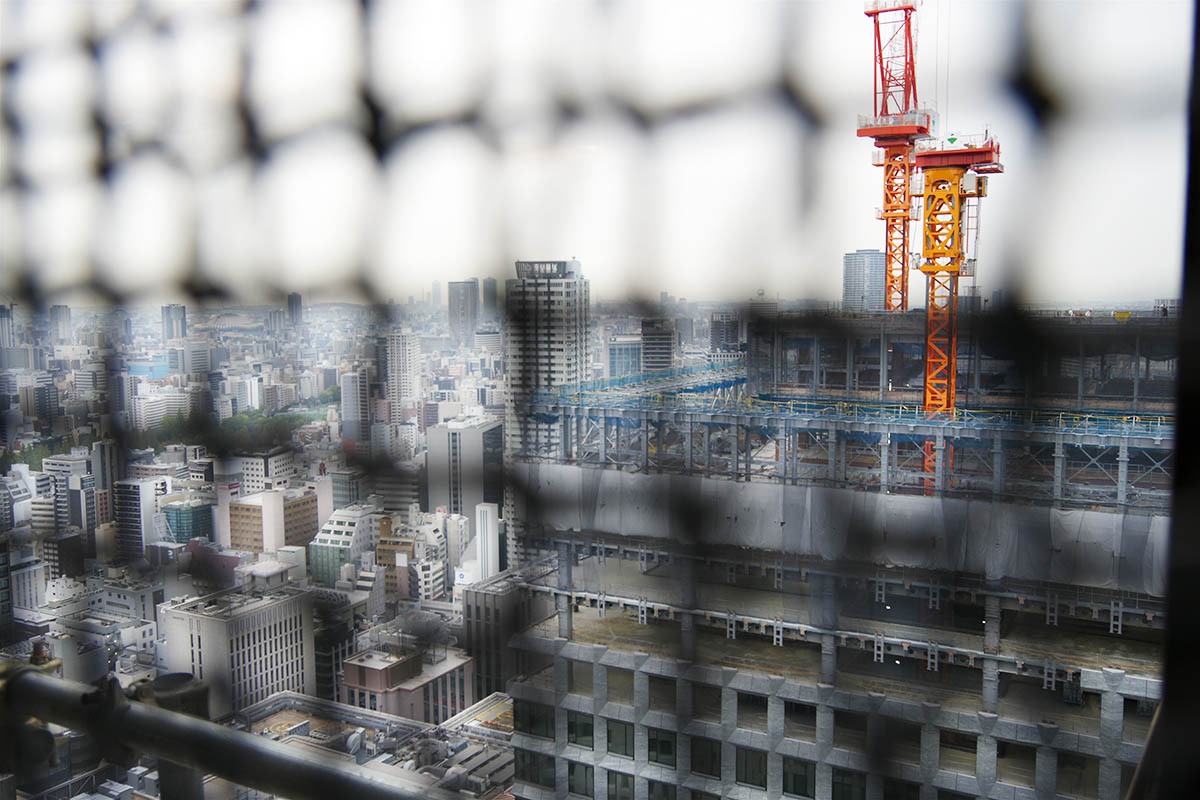 大阪の街並みを一望できる（写真：日経クロステック）