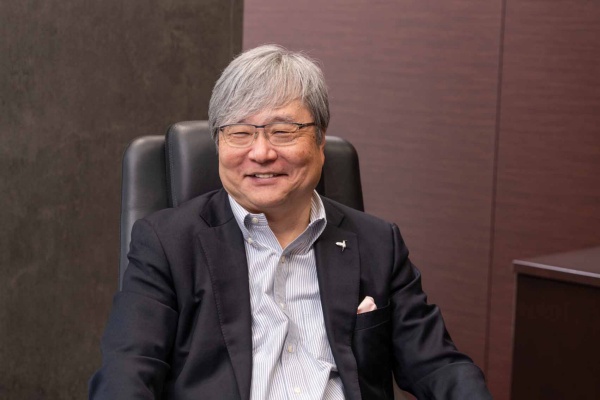 「自分自身を、自分の人生の灯として生きることが重要」と語る堀内氏