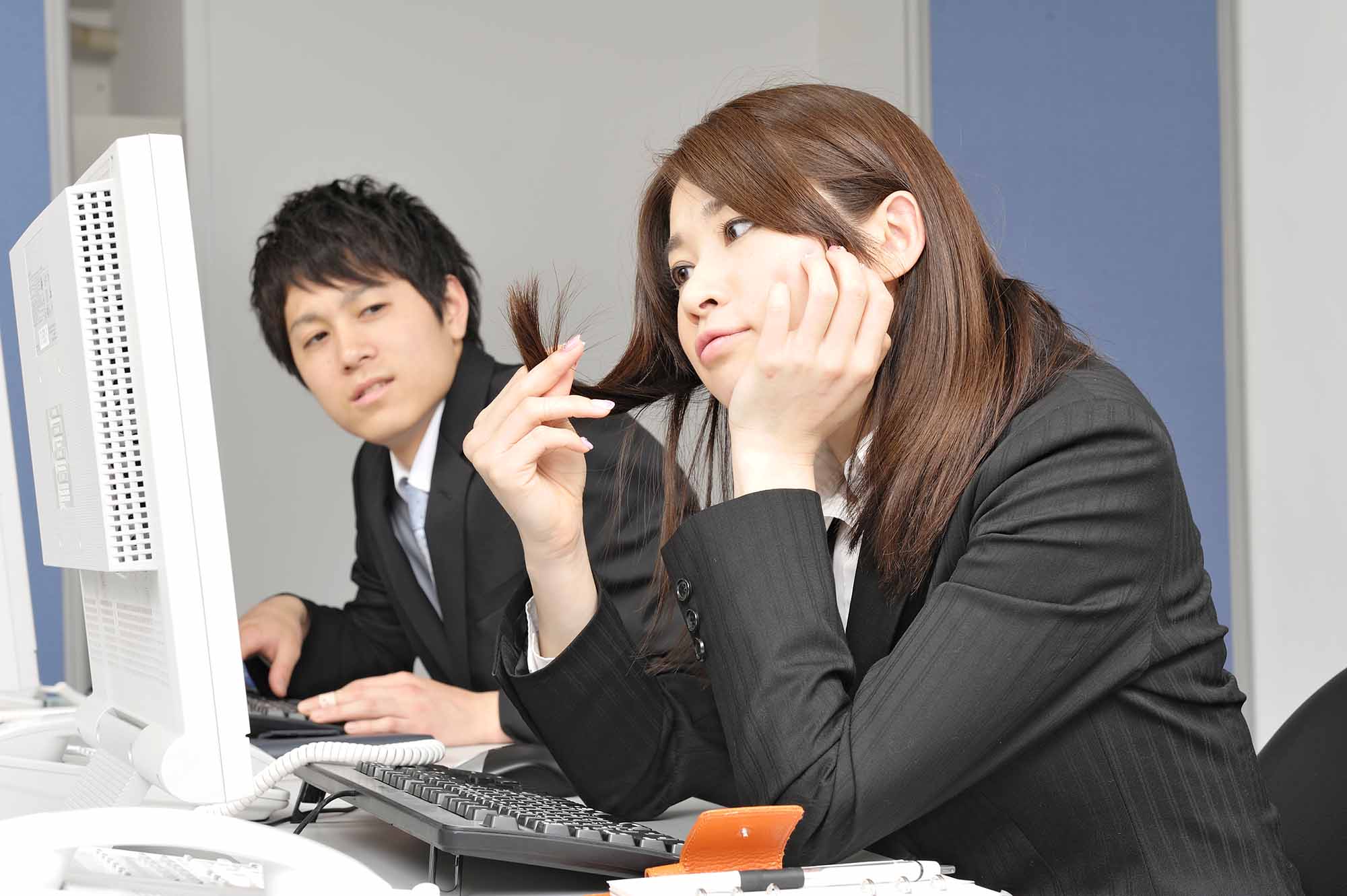 職場での不平等さを感じた場合、どこかで割り切ることも必要かもしれない（写真：MOMOTAROU／stock.adobe.com）