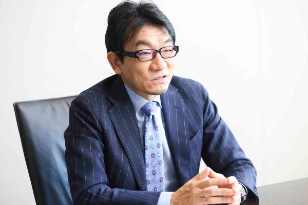 「現役世代は将来世代へ思いをはせる必要があります」という河野さん