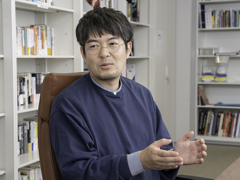 小泉悠×山口亮　日本の近くで戦争はすでに起きている