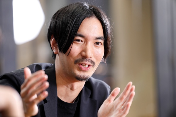 「予想を裏切ったり、期待をはるかに超えたりするすごいものに出合ったときにこそ、人はそれを周りに伝えたくなる」(田岡氏)