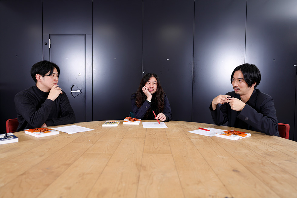 写真左からホットリンクの増岡宏紀氏、GiftX代表取締役の飯髙悠太氏、suswork代表取締役の田岡凌氏